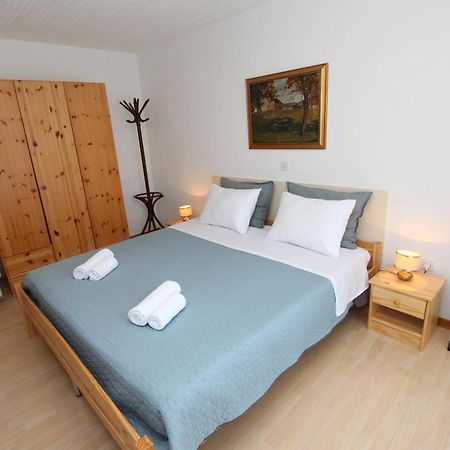 Apartments Knezovic Ровінь Номер фото